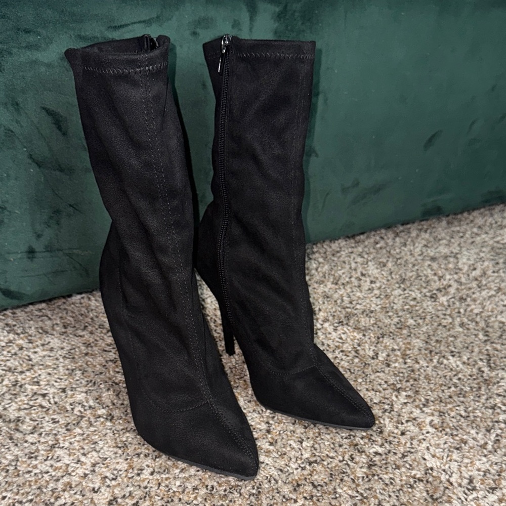 Fashion Nova Sleek Black Heeled Boots - Picture 5 of 8